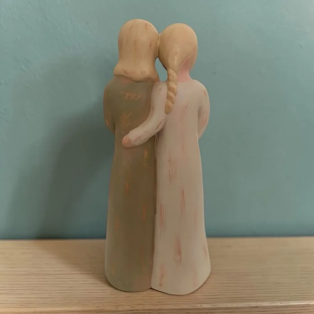 Mind's Eye Gentle Souls Friendship Figurine Women Holding Dog 2001 Resin Decor